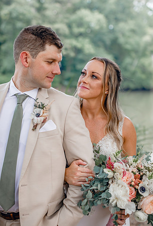 3V3A0828